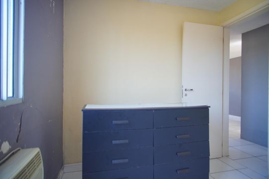 Quarto 1 de apartamento para alugar com 2 quartos, 40m² em Jardim Dona Leopoldina, Porto Alegre