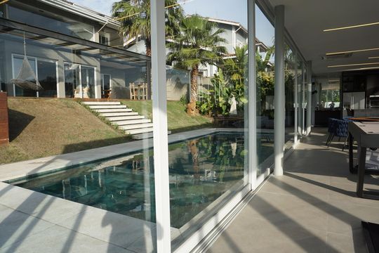 Piscina de casa de condomínio para alugar com 4 quartos, 460m² em Jardim Indaia, Embu das Artes