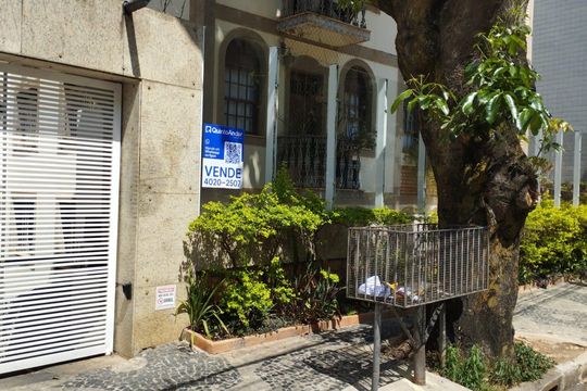 placa instalada WZLX-318 de apartamento para alugar com 3 quartos, 120m² em Sion, Belo Horizonte