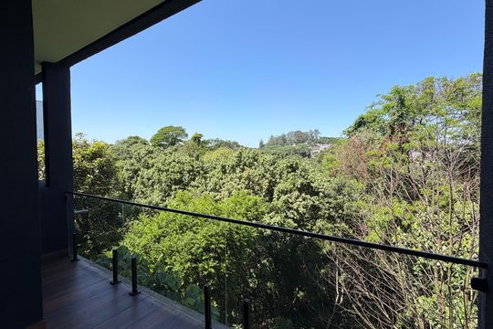 Casa de Condomínio para alugar com 4 quartos, 400m² em Nova Fazendinha, Carapicuíba
