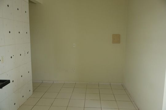 Apartamento para alugar com 3 quartos, 100m² em Jardim Sao Luiz, Montes Claros