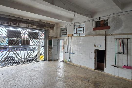 Garagem de casa para alugar com 2 quartos, 65m² em Jardim Rosa de Franca, Guarulhos