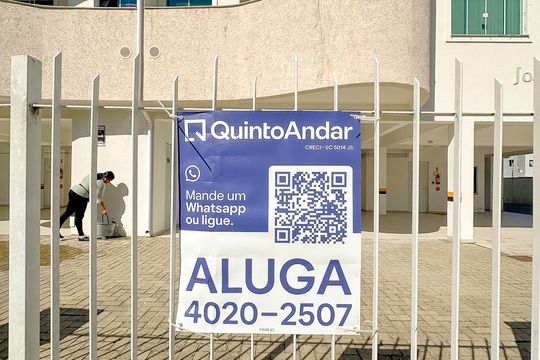 Plaquinha de apartamento para alugar com 3 quartos, 200m² em Ingleses Centro, Florianópolis