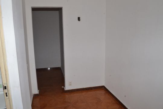 Corredor de casa para alugar com 3 quartos, 132m² em São Gabriel, Belo Horizonte