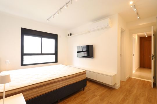 Suite  de apartamento à venda com 2 quartos, 86m² em Vila Romana, São Paulo