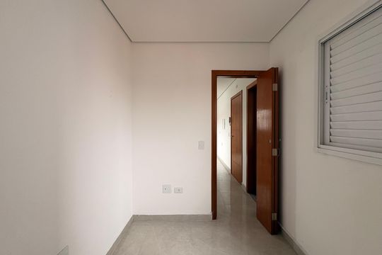 Quarto 2 de apartamento para alugar com 2 quartos, 100m² em Vila Humaita, Santo André