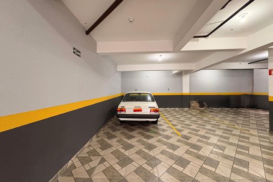 Garagem de apartamento para alugar com 2 quartos, 100m² em Vila Humaita, Santo André