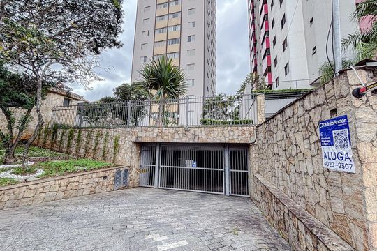Fachada com Placa de apartamento para alugar com 2 quartos, 75m² em Vila Esperança, São Paulo