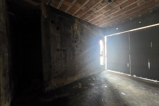 Garagem de casa à venda com 2 quartos, 125m² em Jardim do Estádio, Santo André