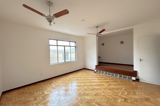 Apartamento para alugar com 2 quartos, 68m² em Encantado, Rio de Janeiro