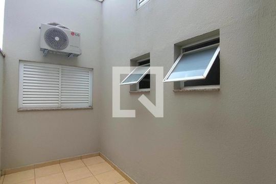 Área de serviço de casa à venda com 3 quartos, 176m² em Bonfim, Paulínia