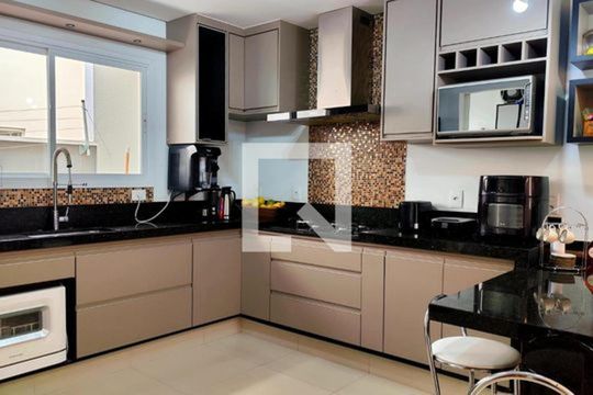 Cozinha de casa à venda com 3 quartos, 176m² em Bonfim, Paulínia
