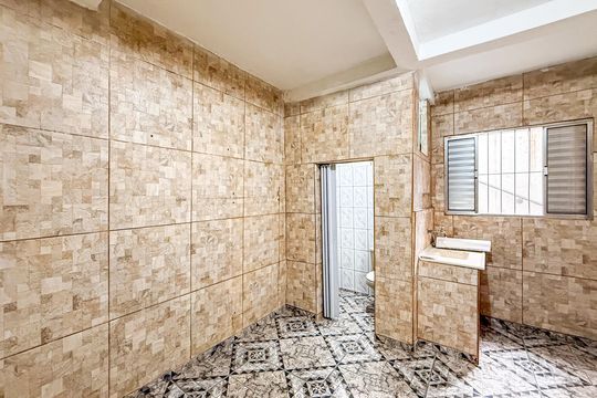 Casa para alugar com 1 quarto, 40m² em Jardim Regina, São Paulo