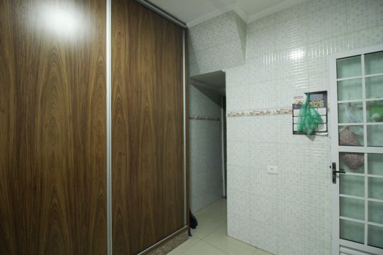 Cozinha de casa para alugar com 1 quarto, 40m² em Jardim Regina, São Paulo