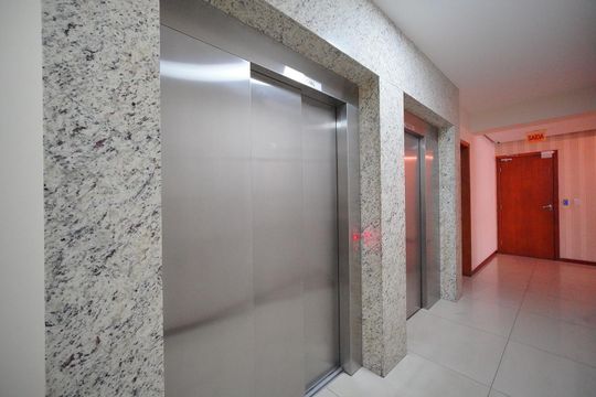 Elevadores  de apartamento para alugar com 2 quartos, 74m² em Campinas, São José