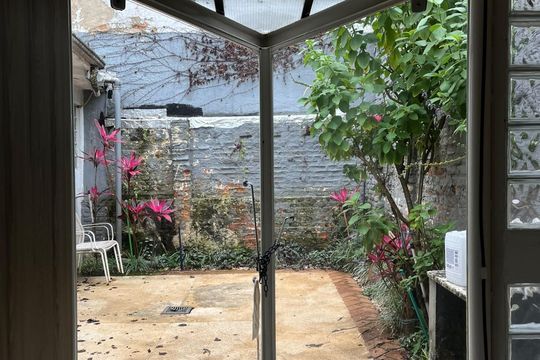 Área externa de casa para alugar com 1 quarto, 150m² em Jardim Paulistano, São Paulo
