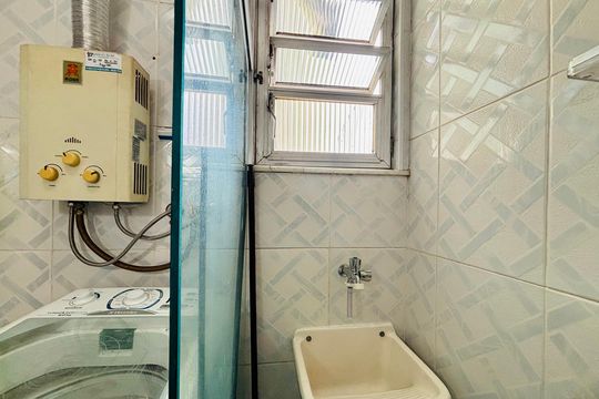 Banheiro de apartamento para alugar com 0 quarto, 35m² em Copacabana, Rio de Janeiro