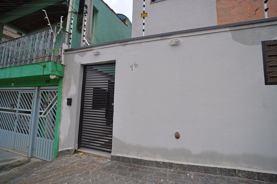 Fachada de apartamento para alugar com 2 quartos, 48m² em Vila Sao Geraldo, São Paulo