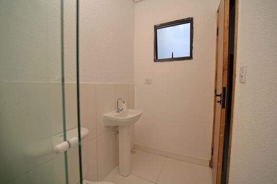 Banheiro de apartamento para alugar com 2 quartos, 48m² em Vila Sao Geraldo, São Paulo