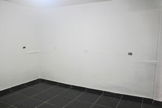 Quarto  de kitnet/studio para alugar com 1 quarto, 30m² em Jardim Belvedere, Guarulhos
