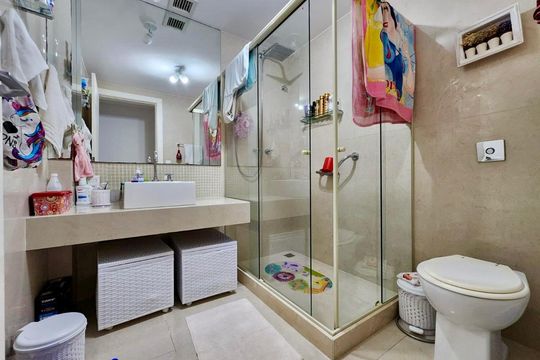 Banheiro de apartamento à venda com 4 quartos, 195m² em Tijuca, Rio de Janeiro