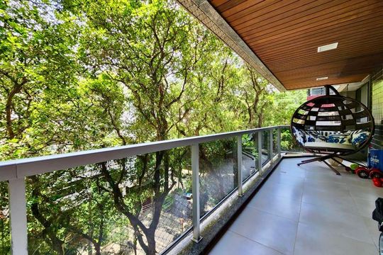 Varanda de apartamento à venda com 4 quartos, 195m² em Tijuca, Rio de Janeiro