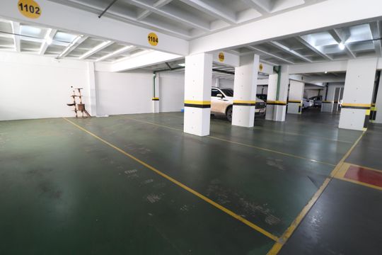Garagens de apartamento para alugar com 3 quartos, 130m² em Centro, Uberlândia