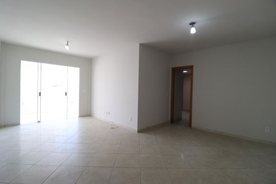 Sala de apartamento para alugar com 3 quartos, 130m² em Centro, Uberlândia