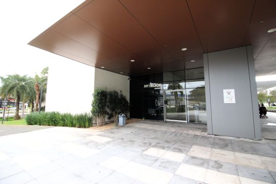 Fachada de apartamento à venda com 2 quartos, 58m² em Centro, Osasco