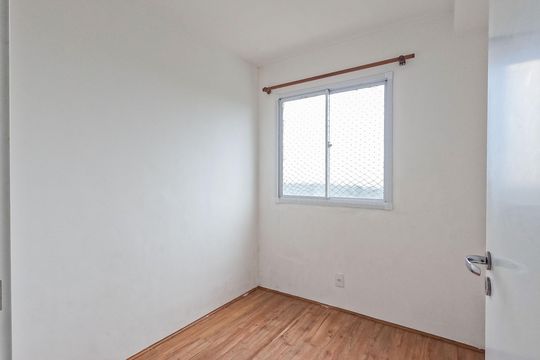 Quarto 1 de apartamento à venda com 2 quartos, 33m² em Jaraguá, São Paulo