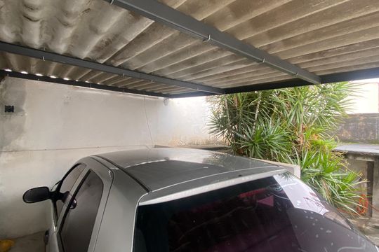 Garagem de casa à venda com 3 quartos, 300m² em Jardim das Flores, Osasco