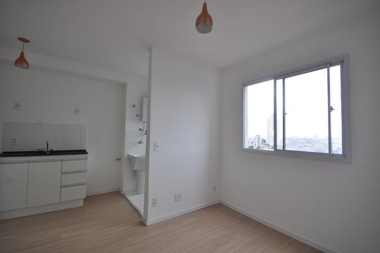 Apartamento para alugar com 2 quartos, 35m² em Parque Vitoria, São Paulo