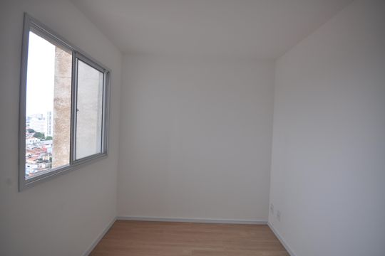 Quarto 1 de apartamento para alugar com 2 quartos, 35m² em Parque Vitoria, São Paulo