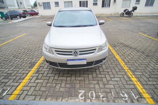 Garagem de apartamento à venda com 2 quartos, 41m² em Santos Dumont, São Leopoldo