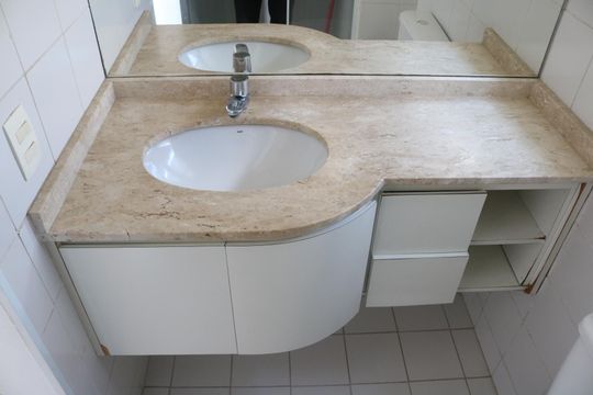 Banheiro de apartamento para alugar com 1 quarto, 40m² em Vila Leopoldina, São Paulo
