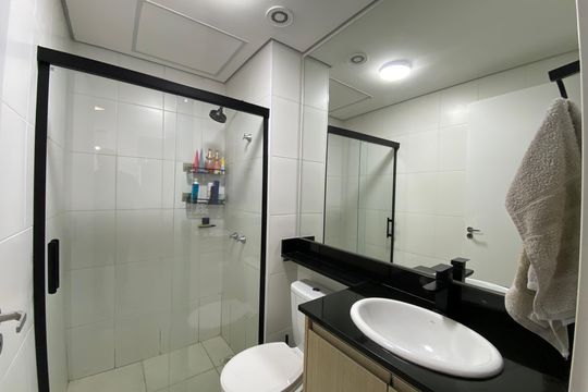 Banheiro de apartamento à venda com 2 quartos, 41m² em Butantã, São Paulo