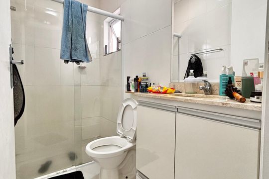 Banheiro suíte 2 de casa à venda com 2 quartos, 121m² em Vila Osasco, Osasco