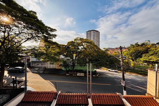 Vista varanda suíte 2 de casa à venda com 2 quartos, 121m² em Vila Osasco, Osasco