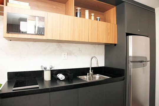 Cozinha de kitnet/studio à venda com 1 quarto, 28m² em Cidade Baixa, Porto Alegre