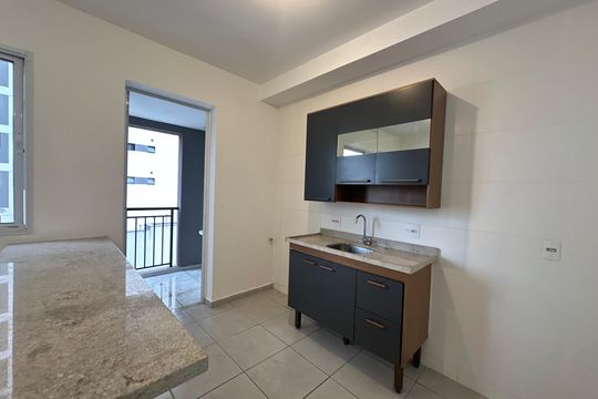 Cozinha de apartamento para alugar com 1 quarto, 45m² em Vila Militar, Barueri