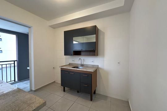 Cozinha de apartamento para alugar com 1 quarto, 45m² em Vila Militar, Barueri