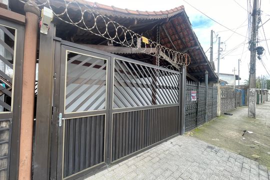 Fachada de casa para alugar com 5 quartos, 120m² em Esplanada dos Barreiros, São Vicente