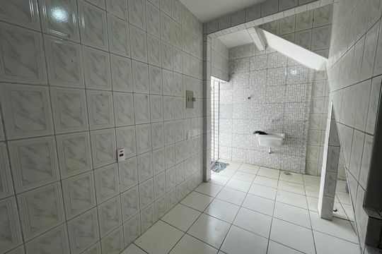 Área de Serviço de casa para alugar com 5 quartos, 120m² em Esplanada dos Barreiros, São Vicente
