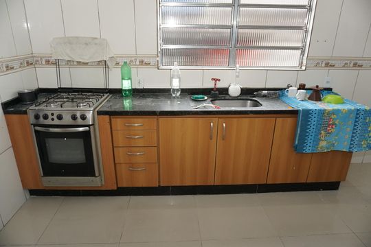 Cozinha de casa para alugar com 3 quartos, 150m² em Chácaras São Marcos, Embu das Artes