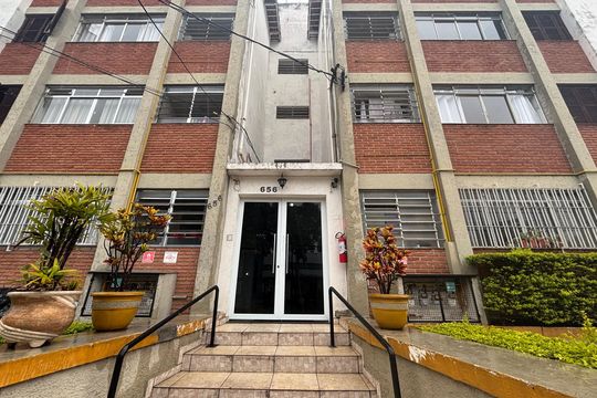 Fachada de apartamento para alugar com 2 quartos, 62m² em Planalto Paulista, São Paulo