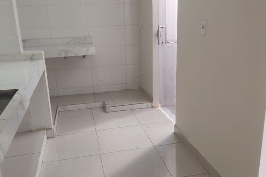 Cozinha de apartamento para alugar com 2 quartos, 55m² em Shopping Park, Uberlândia