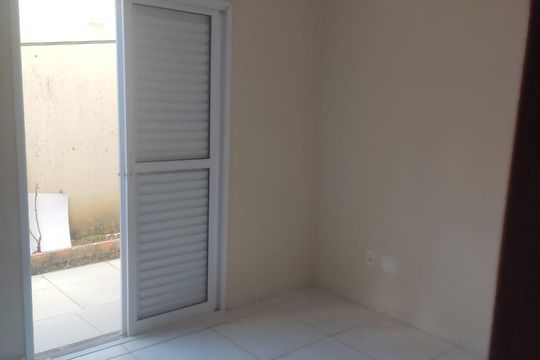 Quarto 1 de apartamento para alugar com 2 quartos, 55m² em Shopping Park, Uberlândia