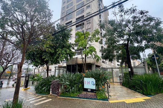 Fachada de apartamento para alugar com 1 quarto, 40m² em Cambuí, Campinas