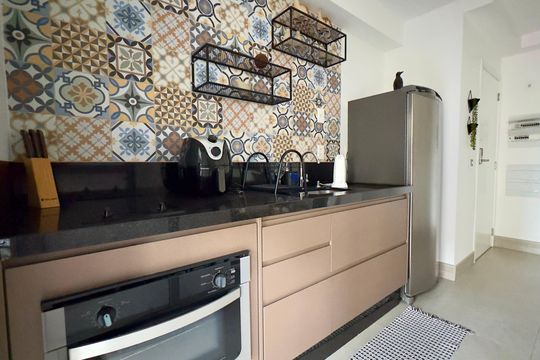 Cozinha de apartamento para alugar com 1 quarto, 40m² em Cambuí, Campinas