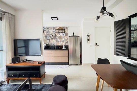 Sala de apartamento para alugar com 1 quarto, 40m² em Cambuí, Campinas